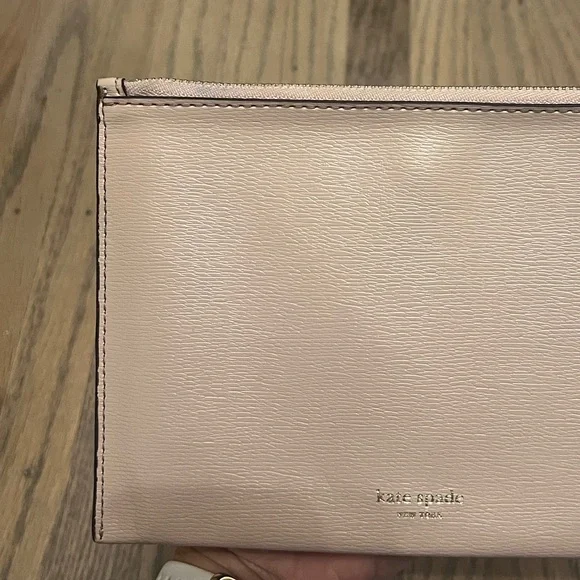 Kate Spade New York NYC Skyline Wristlet - Picture 14 of 14